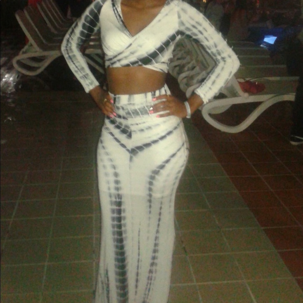Two Piece Set